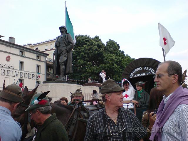 Adunata Alpini BAssano 2008 MK-069.JPG